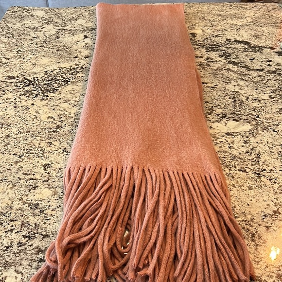 ***SOLD*** Super Soft LARGE Wraps/Scarves - Picture 3 of 5